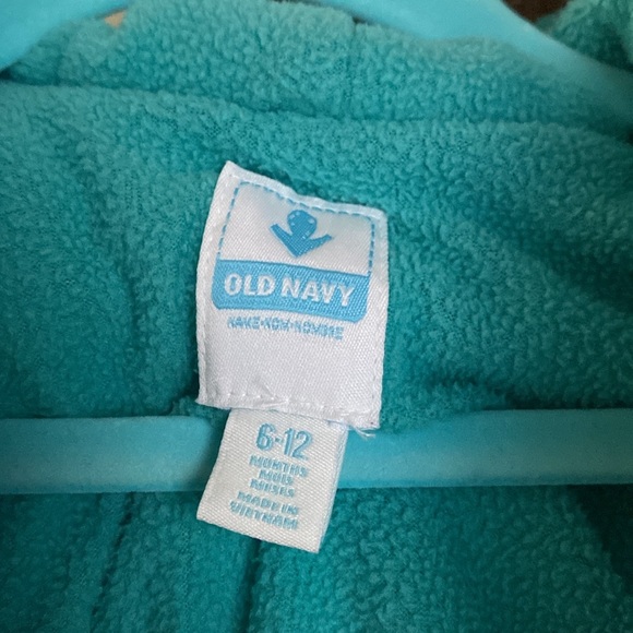 OLD NAVY VEST SIZE 6-12 months. - Picture 4 of 5